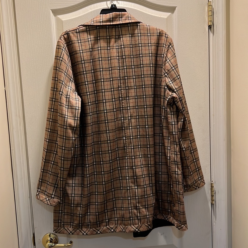 GALLERY HONG KONG jacket. - Picture 10 of 16